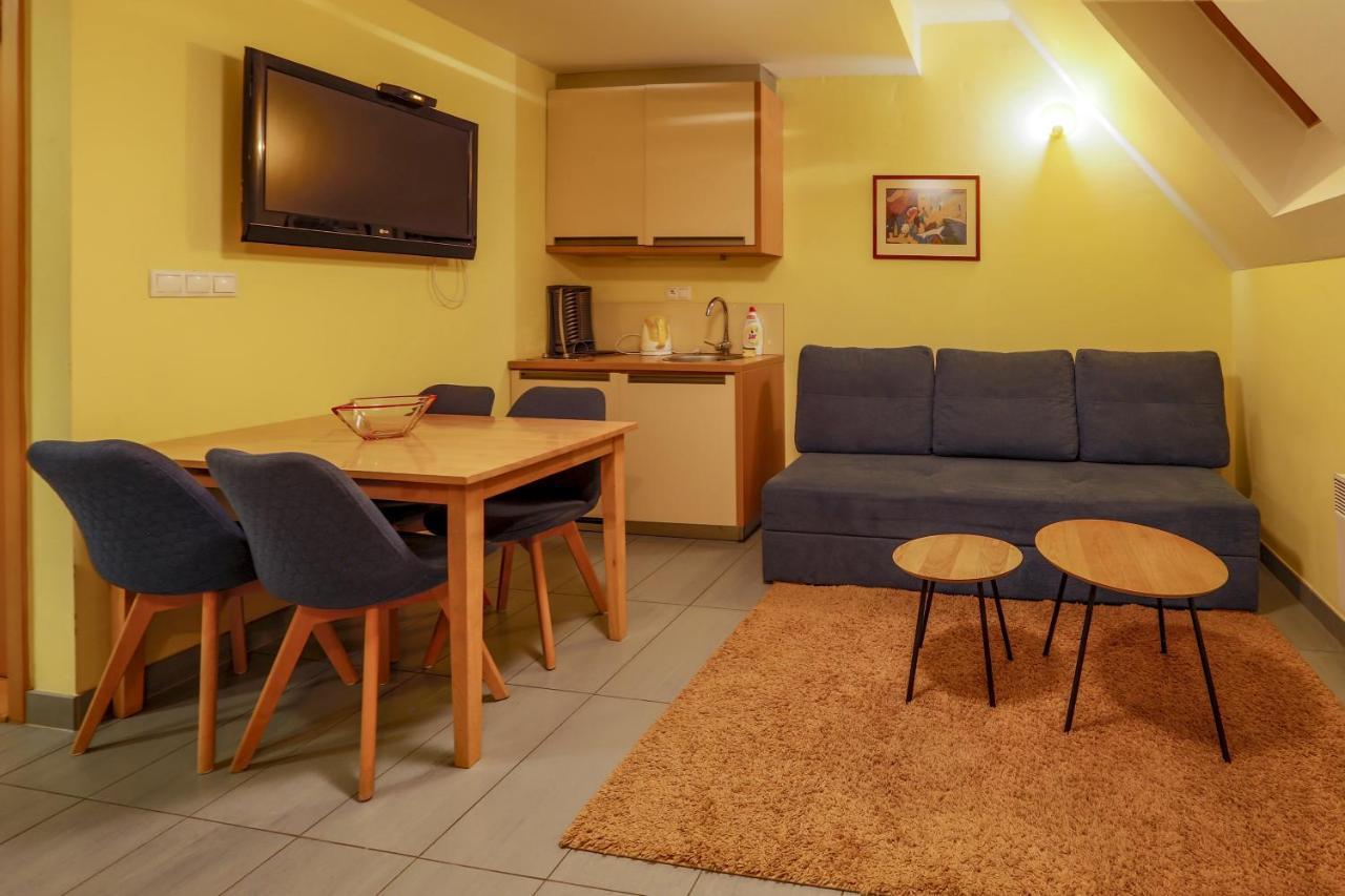 Apartmanovy Dom Fatrapark 1 S Wellness - Hlavna Recepcia Ruzomberok Exterior foto